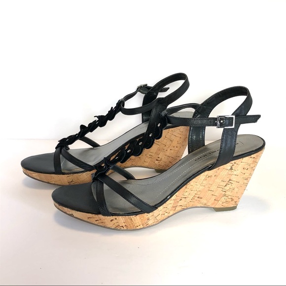 ⭐️ Bandolino Women's Ninette Leather Wedge Sandals 10 - Picture 9 of 15